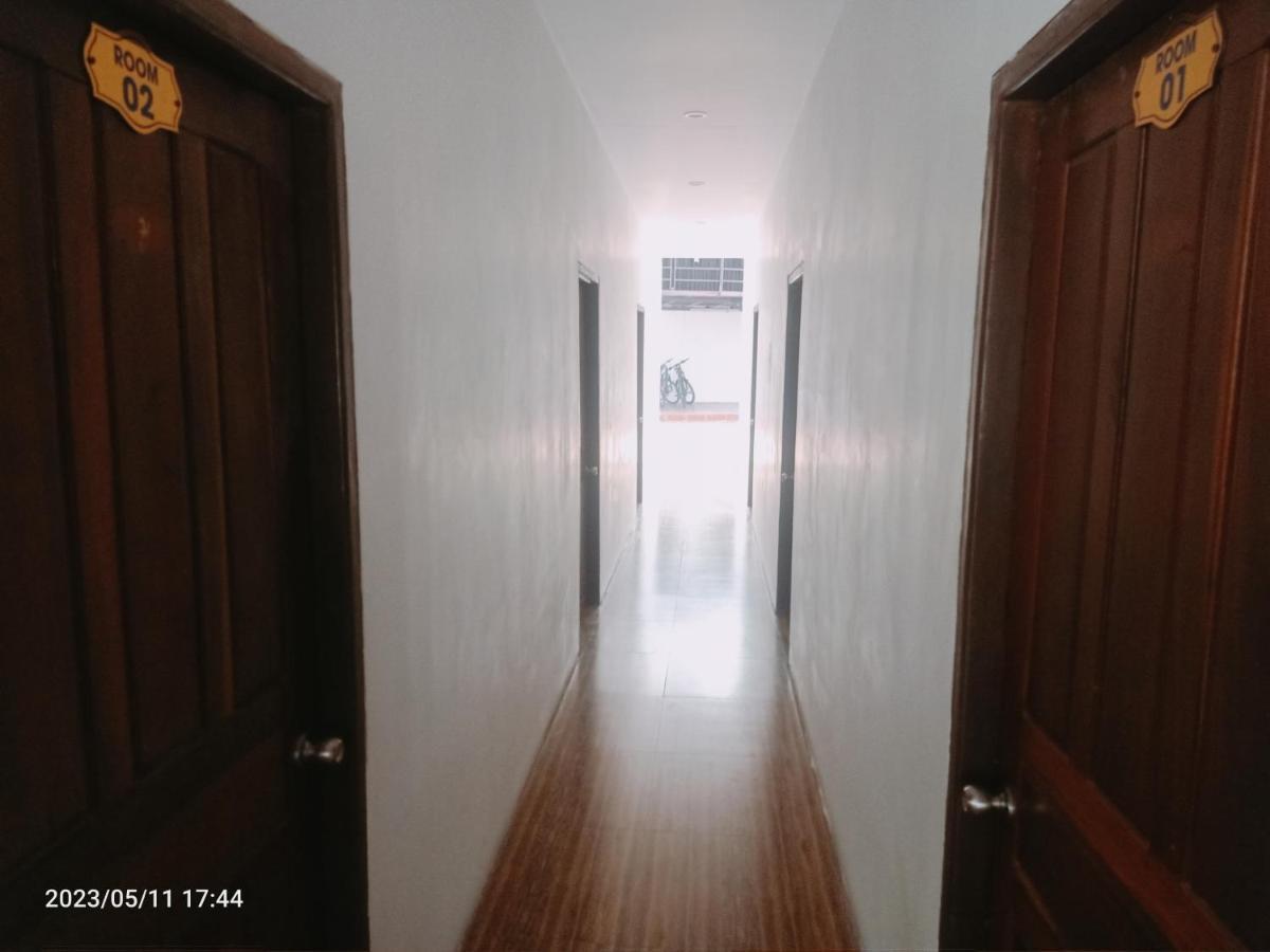 לואנג פרבאנג Aurora Backpackers Hostel מראה חיצוני תמונה