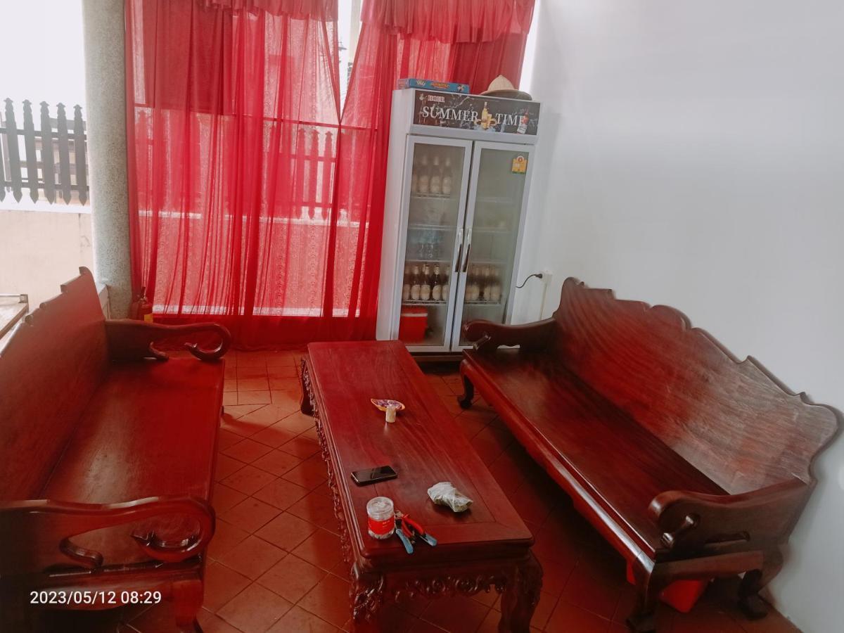 לואנג פרבאנג Aurora Backpackers Hostel מראה חיצוני תמונה
