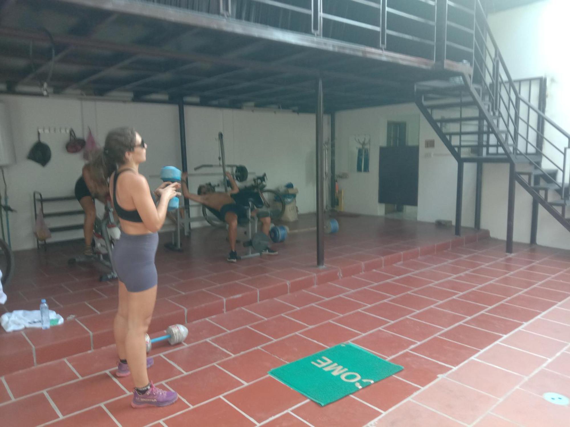 לואנג פרבאנג Aurora Backpackers Hostel מראה חיצוני תמונה