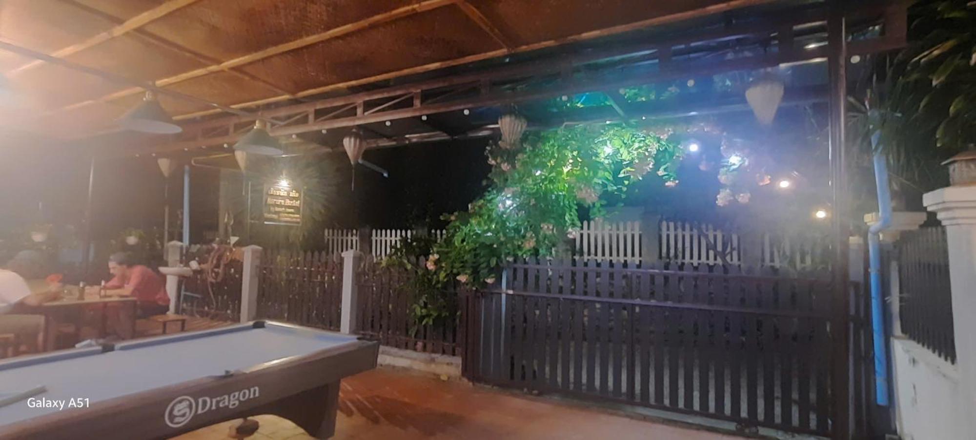 לואנג פרבאנג Aurora Backpackers Hostel מראה חיצוני תמונה